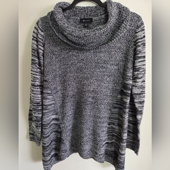 AB Studio Sweaters - SOLD Womens Black & Gray Marbeled Cowl Neck Sweater Size L